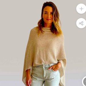 Amma Cocoon knitted nursing cover NWT natural color